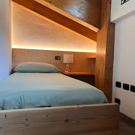 Mansarda Mitta Coel Apartamento Torre di Santa Maria